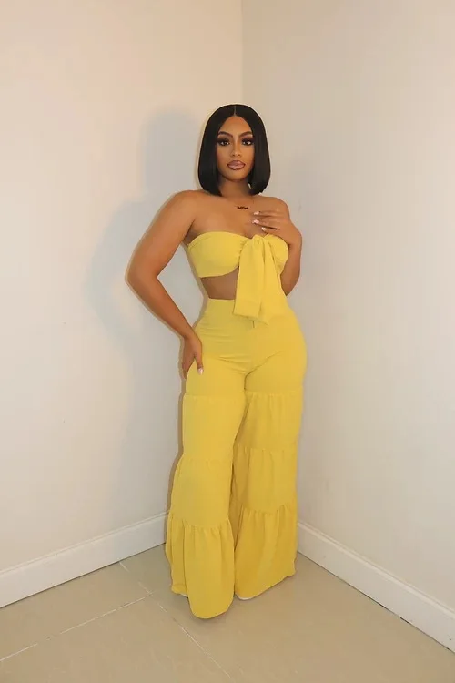 Fashion Street Style Women's Clothing 2022 Summer Female Sense Pure Color Lace-up Tube Top Trousers Two-piece Suit
Fashion Street Style Women's Clothing 2022 Summer Female Sense Pure Color Lace-up Tube Top Trousers Two-piece Suit