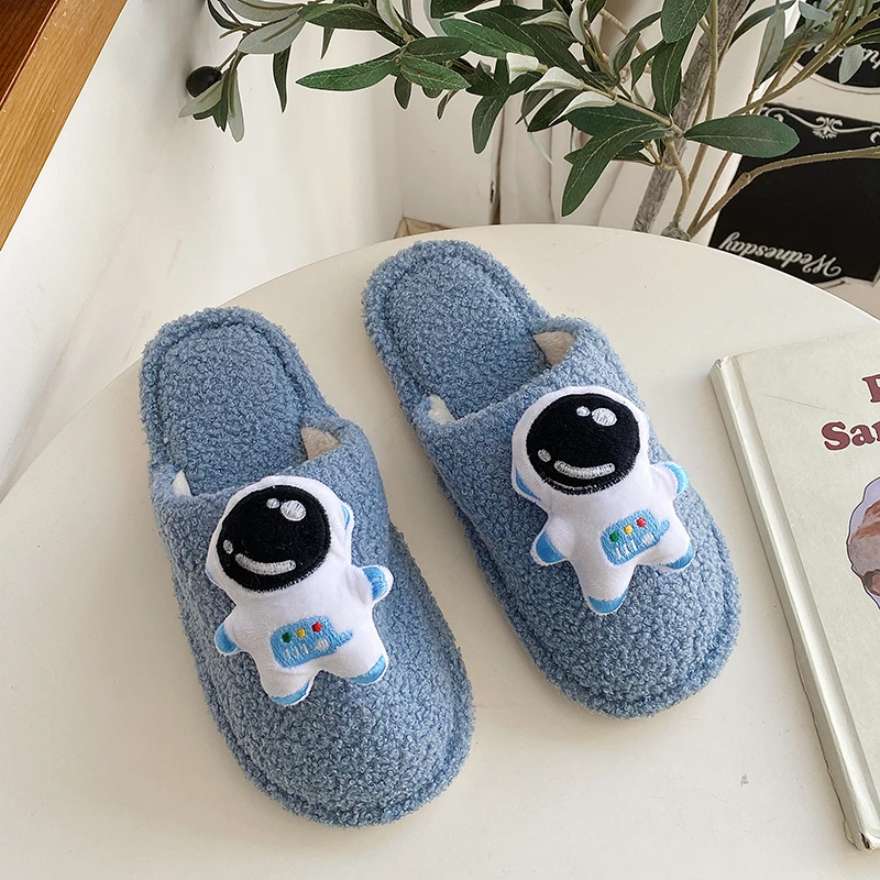 Unisex Cartoon Cat Shoes Women Winter Home Slippers Non-slip Soft Winter Warm House Slippers Indoor Bedroom Couples Floor Shoes
Unisex Cartoon Cat Shoes Women Winter Home Slippers Non-slip Soft Winter Warm House Slippers Indoor Bedroom Couples Floor Shoes