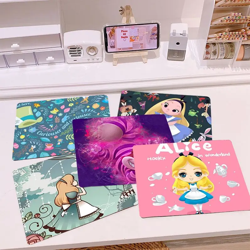 Cartoon A-Alice In W-Wonderland Mousepad Custom Skin Cabinet Gaming Computer Desk Pad Mouse Mat Notbook Office Desk Accessories 
Cartoon A-Alice In W-Wonderland Mousepad Custom Skin Cabinet Gaming Computer Desk Pad Mouse Mat Notbook Office Desk Accessories