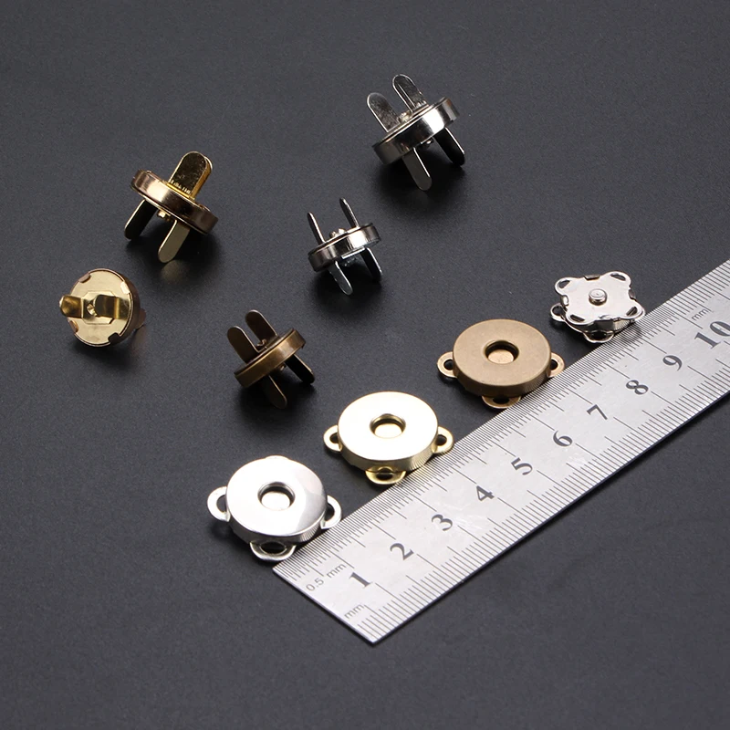 10pcs Magnetic Clasps Closure Buckle Gold Bronze Magnet Button Clothing Accessories DIY Snaps Sew On Button for Crafts
10pcs Magnetic Clasps Closure Buckle Gold Bronze Magnet Button Clothing Accessories DIY Snaps Sew On Button for Crafts