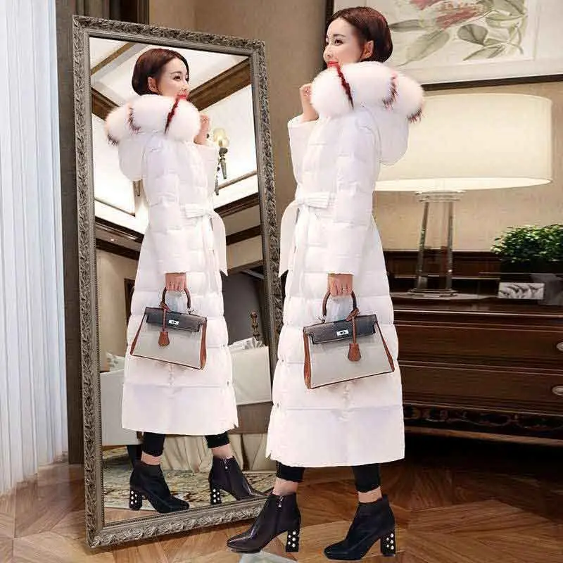 A Women's Medium Length Fox Fur Coat with A Knee-length Collar Chaquetas Para Mujer Winter Jacket Women Winter Coat Women 
A Women's Medium Length Fox Fur Coat with A Knee-length Collar Chaquetas Para Mujer Winter Jacket Women Winter Coat Women