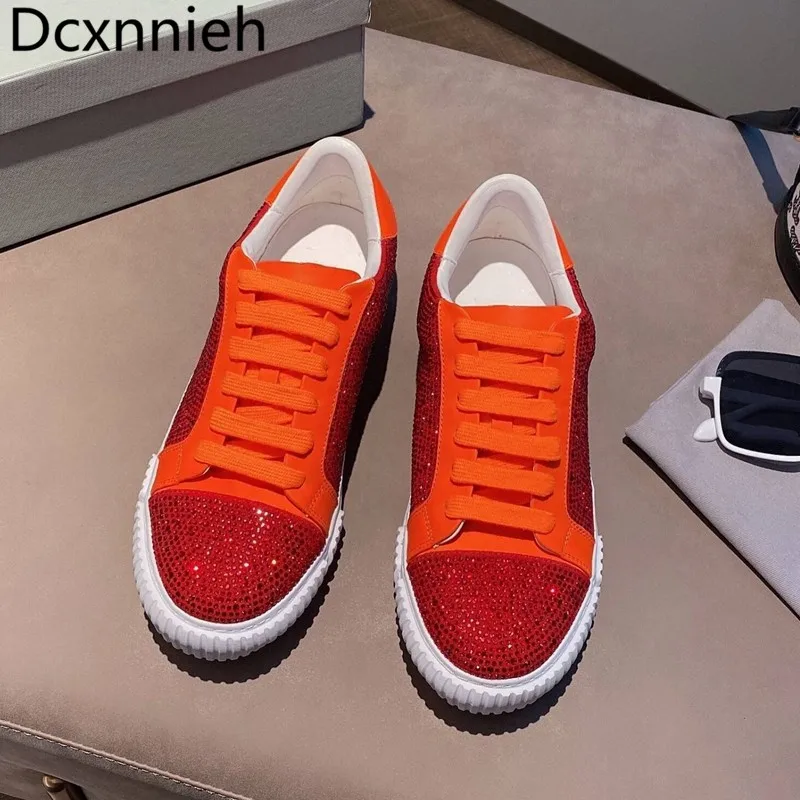 Spring Autumn New Female Real Leather Flat Lace Up Round Toe Shiny Rhinestones Casual Shoes For Women Sneakers Women Shoes 2022
Spring Autumn New Female Real Leather Flat Lace Up Round Toe Shiny Rhinestones Casual Shoes For Women Sneakers Women Shoes 2022