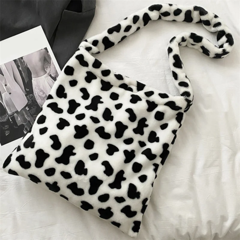 Элегантная дизайнерская женская сумка-тоут из коровьей кожи, повседневная вместительная дамская сумочка на плечо, Простые Модные женские мессенджеры
Элегантная дизайнерская женская сумка-тоут из коровьей кожи, повседневная вместительная дамская сумочка на плечо, Простые Модные женские мессенджеры