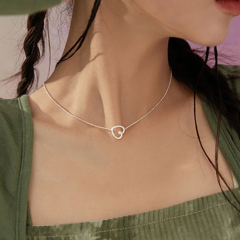 Retro Hollow Heart Pendant Necklaces For Women Twist Design Chains Necklace Wedding Bridal Jewelry Accesories
Retro Hollow Heart Pendant Necklaces For Women Twist Design Chains Necklace Wedding Bridal Jewelry Accesories