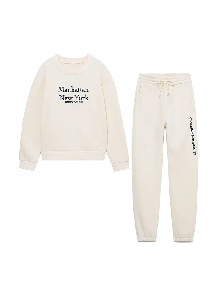 PB&ZA 4174831 Women 2022 Autumn New Fashion Alphabet Embroidery Sweatshirts Long Sleeve Fleece Female Pullovers Tops 4174/831
PB&ZA 4174831 Women 2022 Autumn New Fashion Alphabet Embroidery Sweatshirts Long Sleeve Fleece Female Pullovers Tops 4174/831