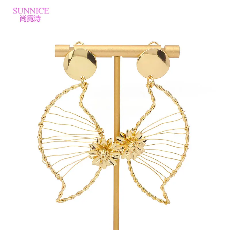 SUNNICE 18K Висячие серьги для женщин золотые висячие серьги женские роскошные большие ювелирные изделия Дубая женская свадебная Бесплатная доставка
SUNNICE 18K Висячие серьги для женщин золотые висячие серьги женские роскошные большие ювелирные изделия Дубая женская свадебная Бесплатная доставка