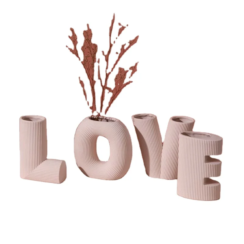 Valentine Gift Nordic Style Set Of 4 PCS Ceramic Vase LOVE Shape Flower Vase Valentine Gift Vase For Home Wedding Decoration
Valentine Gift Nordic Style Set Of 4 PCS Ceramic Vase LOVE Shape Flower Vase Valentine Gift Vase For Home Wedding Decoration