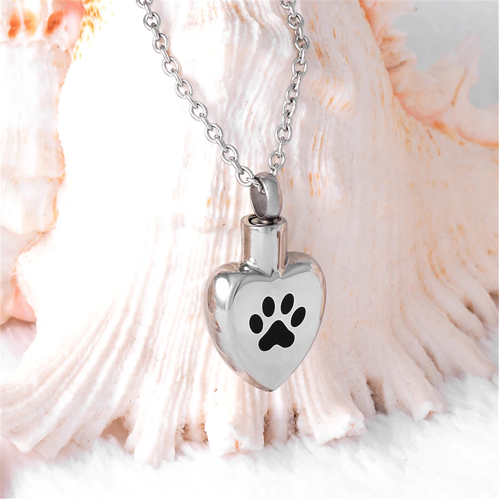 5pcs Pet Paw Print Heart Urns Keepsake Stainless steel Memorial Jewelry for Ashes Locket Cremation Pendant
5pcs Pet Paw Print Heart Urns Keepsake Stainless steel Memorial Jewelry for Ashes Locket Cremation Pendant