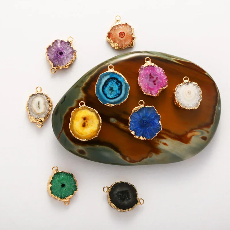 1PC Natural Irregular Natural Agates Pendant Connectors Gold Plated Double Hole Connectors for DIY Jewelry Making Accessories
1PC Natural Irregular Natural Agates Pendant Connectors Gold Plated Double Hole Connectors for DIY Jewelry Making Accessories