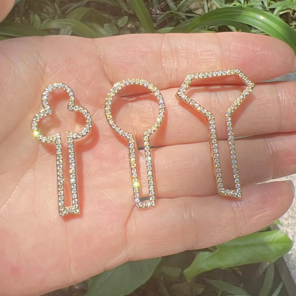 Fashion Shiny Zircon Key Pendants Charms For Jewelry Making DIY Hip Hop Necklace Bracelet Accessories Bulk Wholesale
Fashion Shiny Zircon Key Pendants Charms For Jewelry Making DIY Hip Hop Necklace Bracelet Accessories Bulk Wholesale