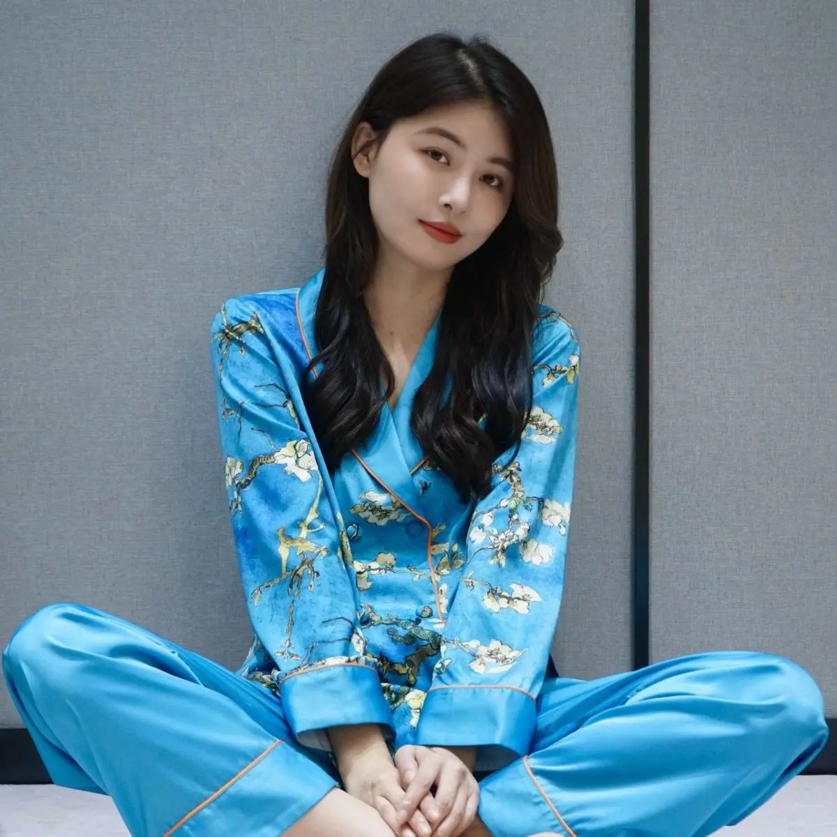 Pajamas Ladies Spring Autumn Oversized Sexy Loose Loungewear With Fun Suit Pajamas
Pajamas Ladies Spring Autumn Oversized Sexy Loose Loungewear With Fun Suit Pajamas