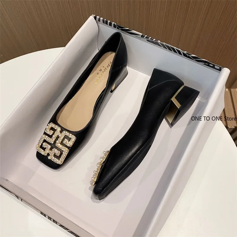 2024 New Ladies Heel Leather Shoes Square Buckle Single Shoe Heels In The Flat Bottom Square Head Shallow Mouth Women's Shoes
2024 New Ladies Heel Leather Shoes Square Buckle Single Shoe Heels In The Flat Bottom Square Head Shallow Mouth Women's Shoes