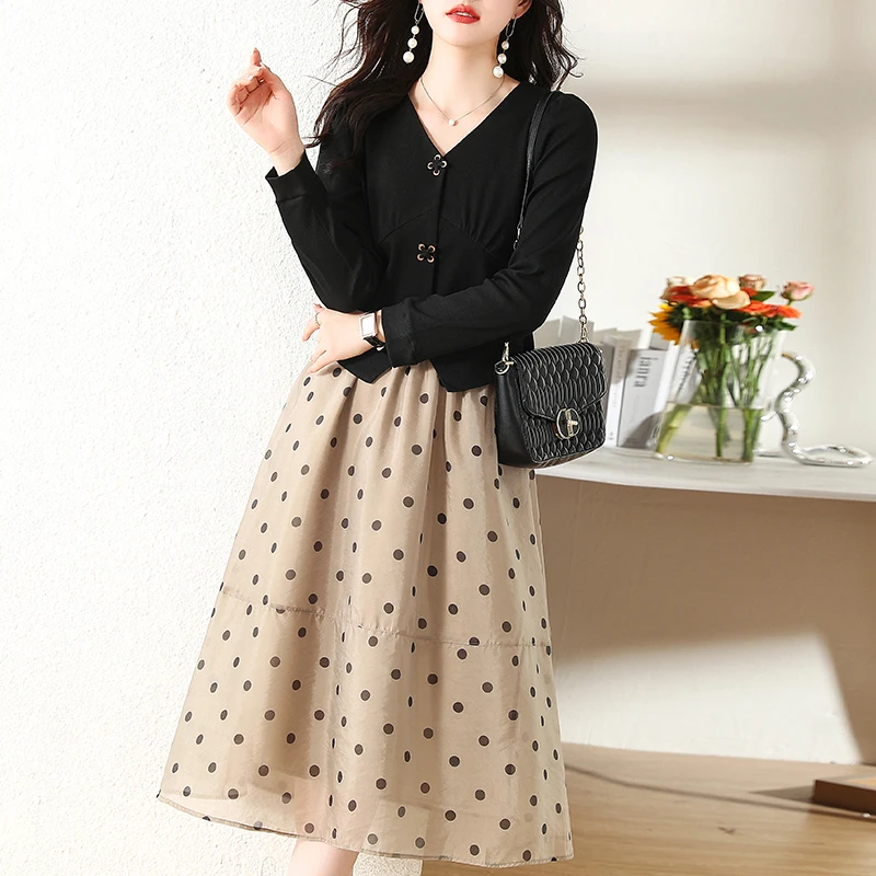 KAVISSO 2022 Autumn New Long-sleeved Temperament Polka Dots Skirt Suit Women's Fashion All-match Trend Personality Two-piece Set
KAVISSO 2022 Autumn New Long-sleeved Temperament Polka Dots Skirt Suit Women's Fashion All-match Trend Personality Two-piece Set