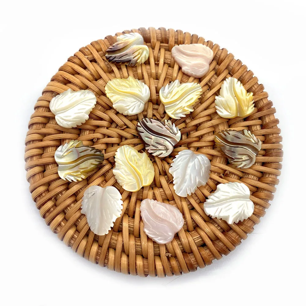 Leaf Shape Natural Sea Water Shell Pendant White Yellow Pink Black Shell Charm Carved 12x13mm DIY Classic Made Necklace Bracelet
Leaf Shape Natural Sea Water Shell Pendant White Yellow Pink Black Shell Charm Carved 12x13mm DIY Classic Made Necklace Bracelet