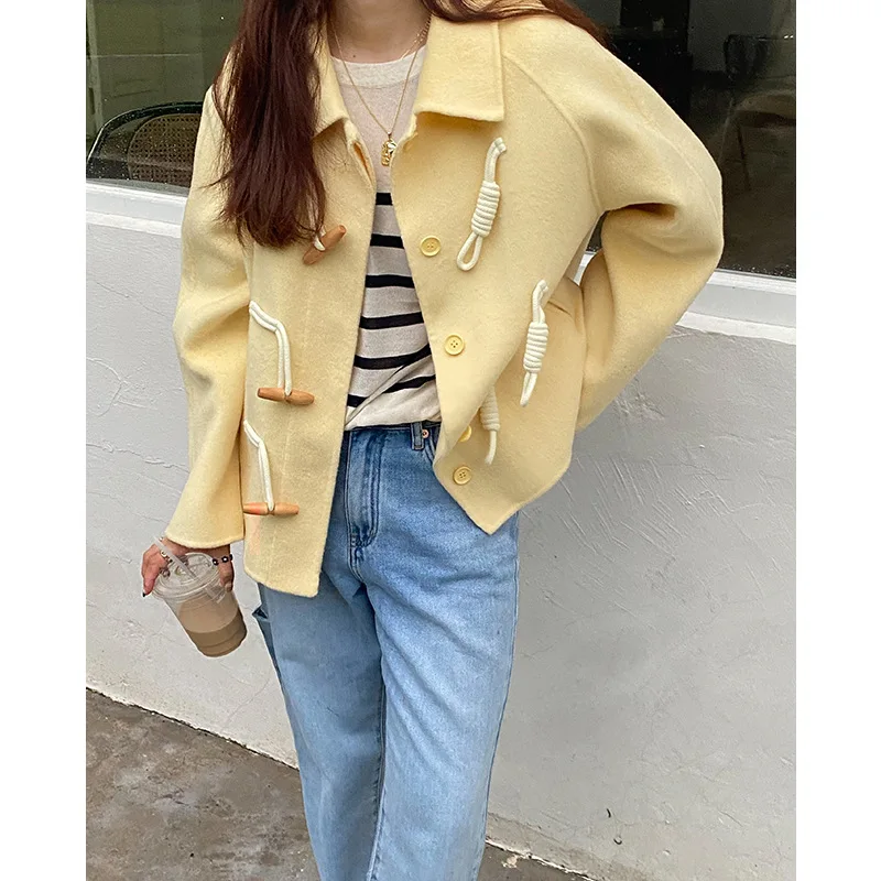 INS little short coat Korea fashionable wind horn institute wind wool cashmere coat
INS little short coat Korea fashionable wind horn institute wind wool cashmere coat