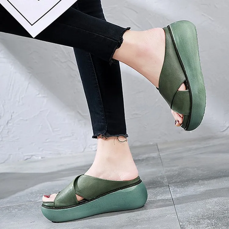 New Women's Casual Slippers Fashion Vintage Fish Mouth Wedge Sandals Platform All-match Outdoor Roman Shoes
New Women's Casual Slippers Fashion Vintage Fish Mouth Wedge Sandals Platform All-match Outdoor Roman Shoes