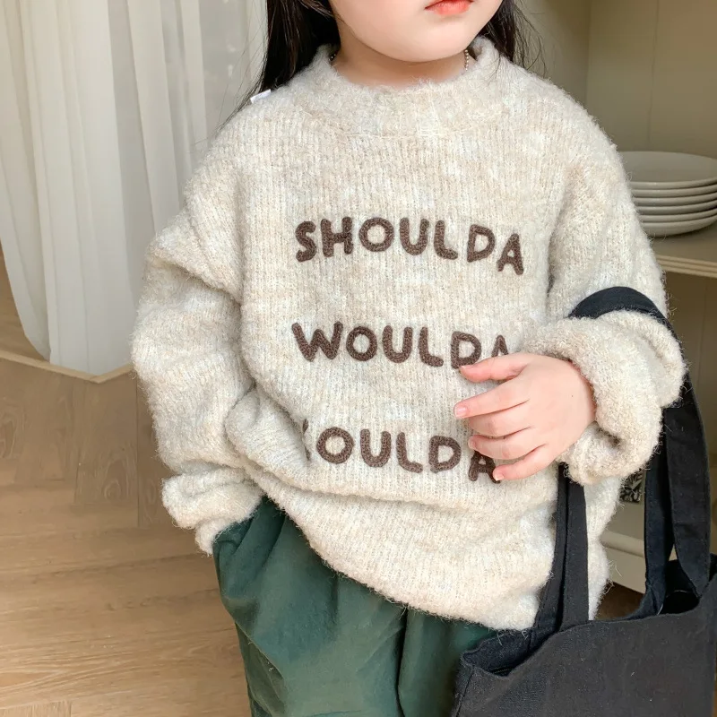 HoneyCherry Children's Letter Embroidered Sweater Autumn and Winter New Pullover Solid Color Knitted Sweater
HoneyCherry Children's Letter Embroidered Sweater Autumn and Winter New Pullover Solid Color Knitted Sweater