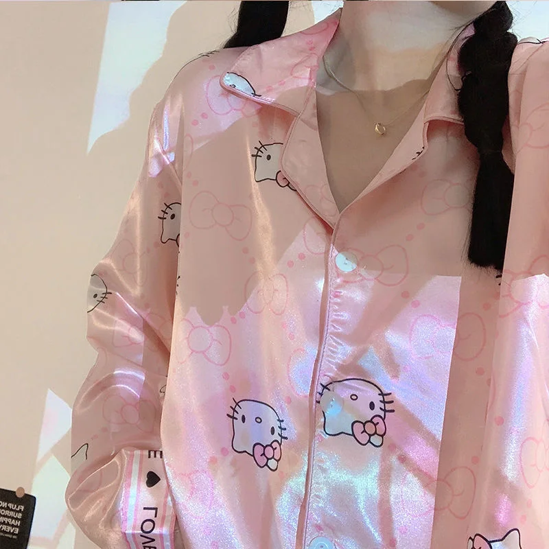 Cute Hello Kitty pajamas women's summer long-sleeved trousers ice silk Japanese cartoon thin section home service suit ins style
Cute Hello Kitty pajamas women's summer long-sleeved trousers ice silk Japanese cartoon thin section home service suit ins style