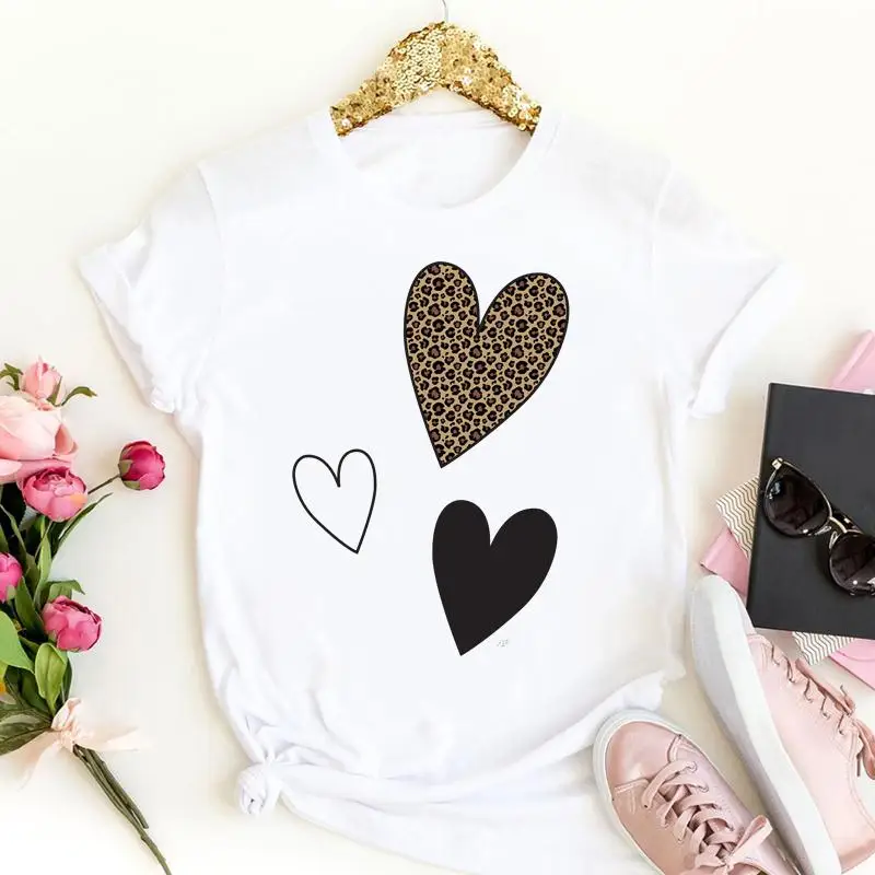 Женская футболка с коротким рукавом, леопардовым принтом и мультяшным принтом
Женская футболка с коротким рукавом, леопардовым принтом и мультяшным принтом