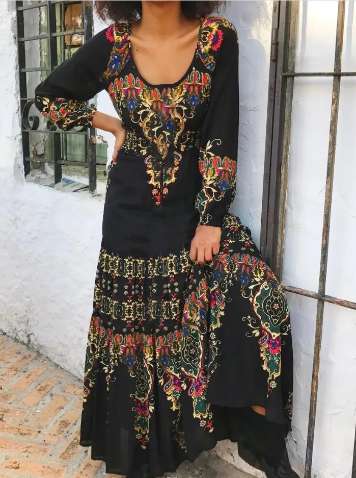 2022 Summer Printed Pullover Round Neck Sexy Mid-waist Temperament Long Skirt Dress Elegant Ladies Dress
2022 Summer Printed Pullover Round Neck Sexy Mid-waist Temperament Long Skirt Dress Elegant Ladies Dress
