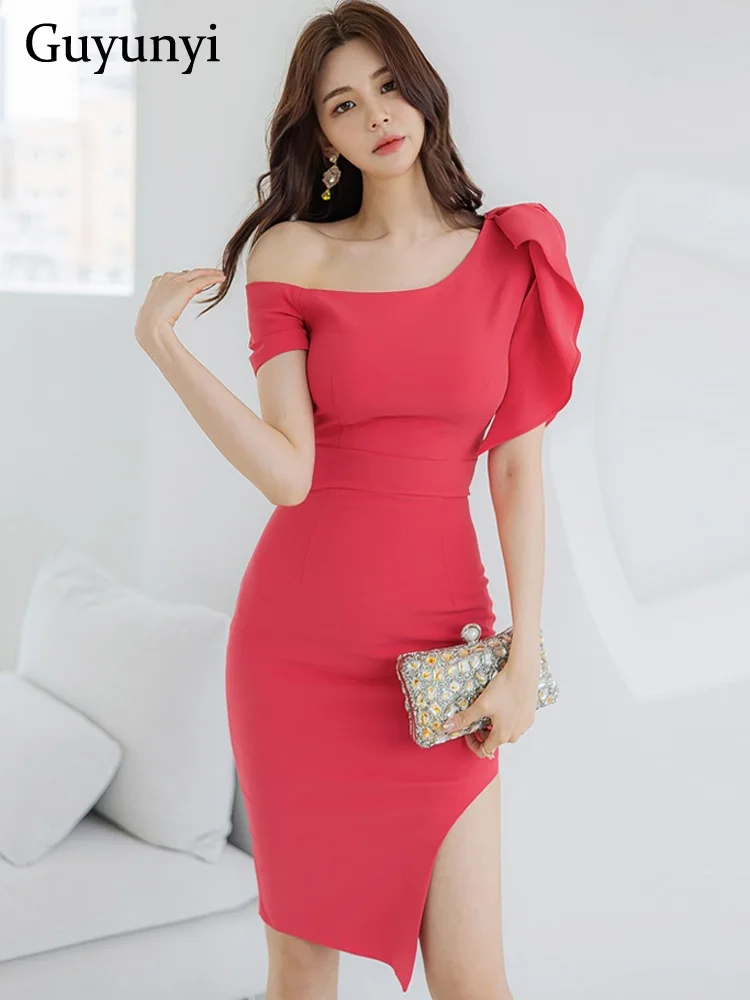 Fashion Elegant Party Dress 2022 Summer Solid Color Asymmetrical Collar Sleeve Flounced Edge High Waist Tight Temperament Dress
Fashion Elegant Party Dress 2022 Summer Solid Color Asymmetrical Collar Sleeve Flounced Edge High Waist Tight Temperament Dress