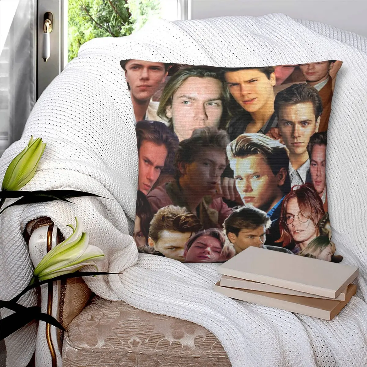 River Phoenix Photo Collage Pillowcase Printed Cushion Cover Sofa Waist Pillow Pillow Cover
River Phoenix Photo Collage Pillowcase Printed Cushion Cover Sofa Waist Pillow Pillow Cover