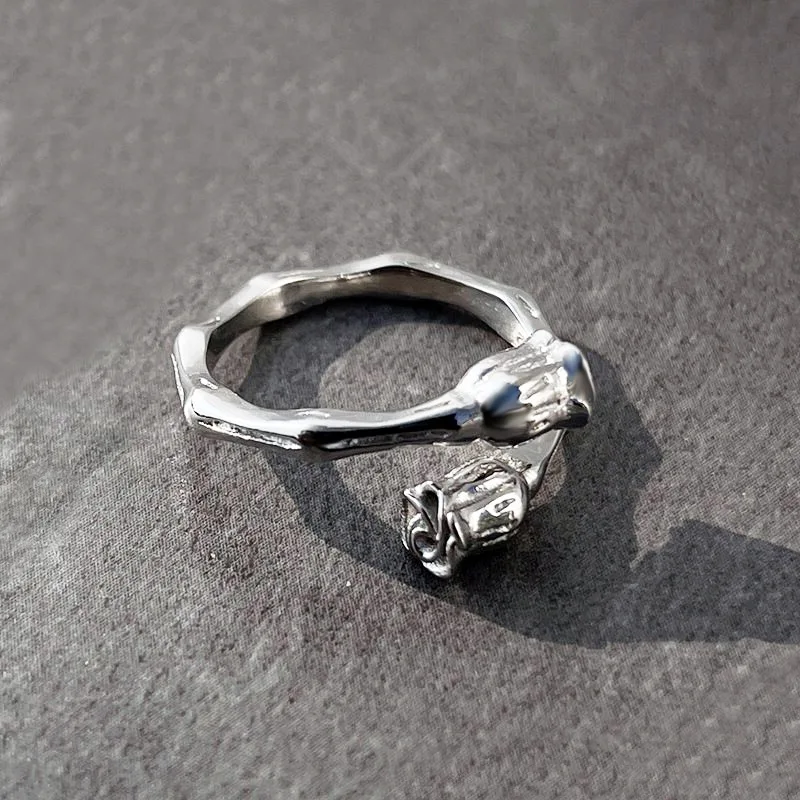 Vintage Silver Color Rose Flower Adjustable Rings Y2K Metal Rings for Women Girl's Jewelry Fashion Accessories
Vintage Silver Color Rose Flower Adjustable Rings Y2K Metal Rings for Women Girl's Jewelry Fashion Accessories