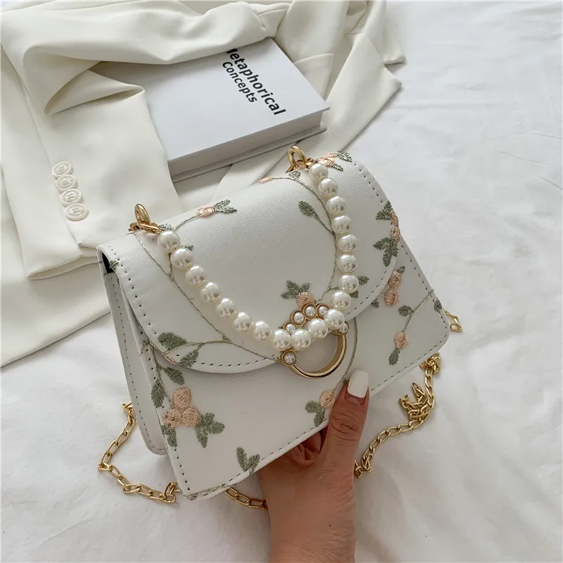 Women's Bag 2021 Summer New Korean Version Fashion Lace Pearl Chain Underarm Bag Women's One-shoulder Messenger Small Wallet
Women's Bag 2021 Summer New Korean Version Fashion Lace Pearl Chain Underarm Bag Women's One-shoulder Messenger Small Wallet