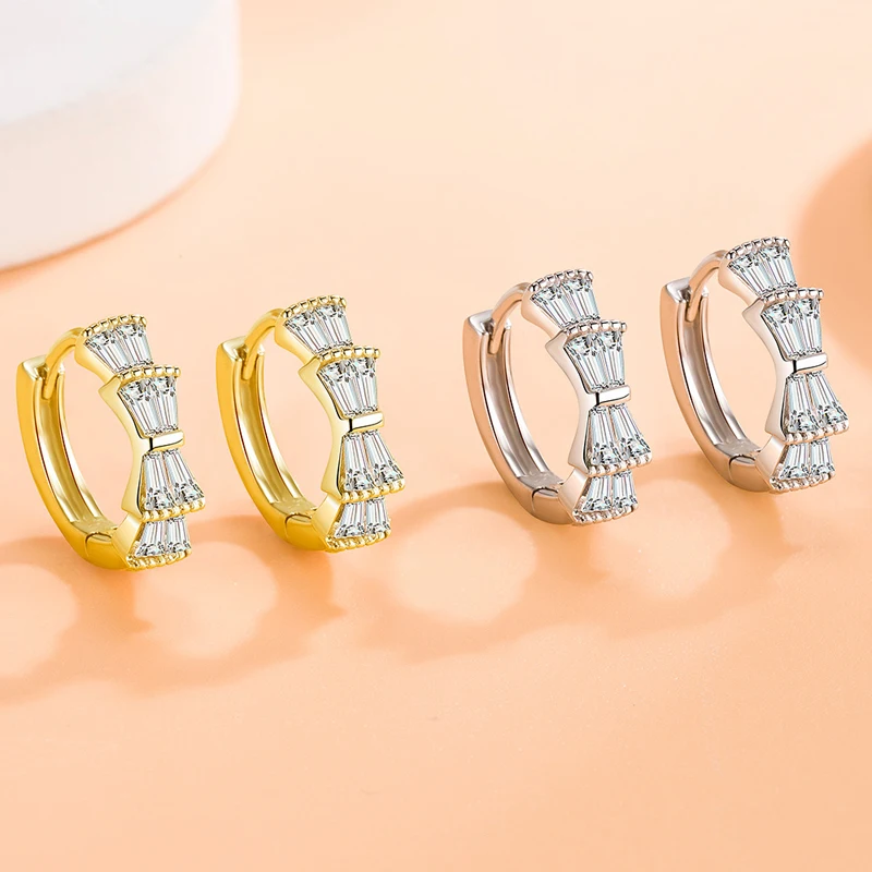 New Trendy 14K Real Gold Plated Bowknot Hoop Earrings for Women High Quality Charming Jewelry AAA Zircon Wedding Party Fine Gift
New Trendy 14K Real Gold Plated Bowknot Hoop Earrings for Women High Quality Charming Jewelry AAA Zircon Wedding Party Fine Gift