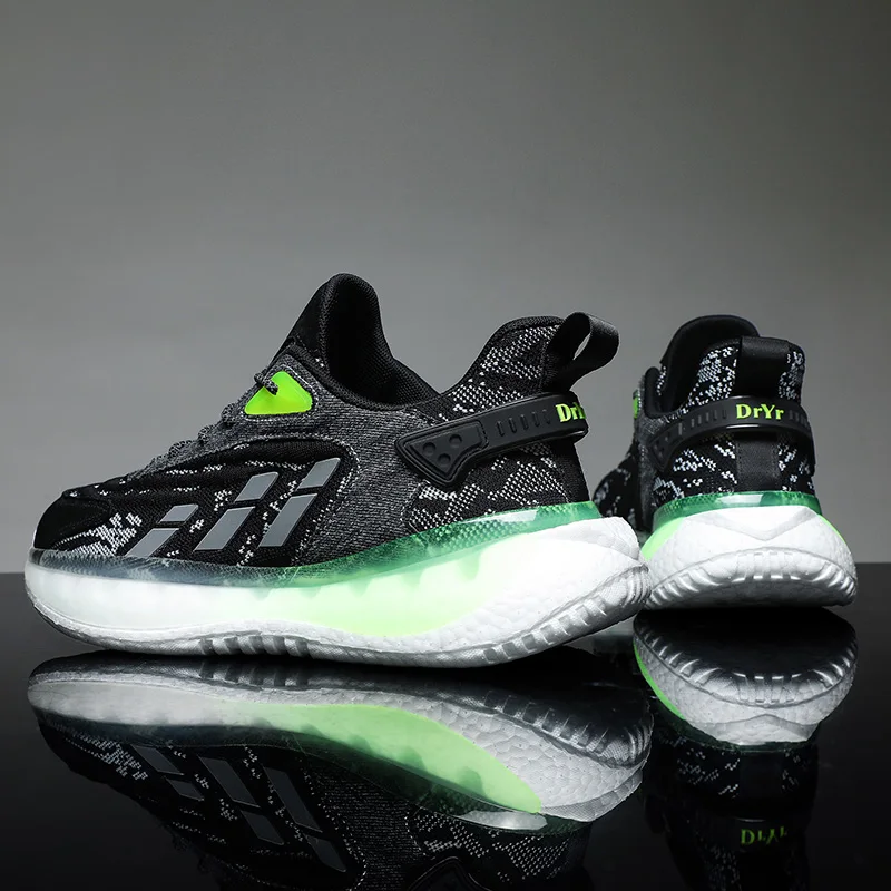New High-quality Men's Running Shoes Men Breathable Sport Shoes Fashion Reflective Sneakers Light Comfort Walking Shoes Trainers
New High-quality Men's Running Shoes Men Breathable Sport Shoes Fashion Reflective Sneakers Light Comfort Walking Shoes Trainers
