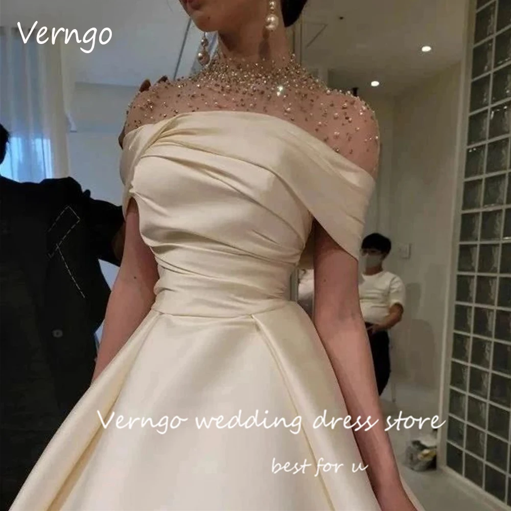 

Verngo Vintage Champagne Shiny Pearls Evening Dresses Arabic Women High Neck Short Sleeves Pleats Prom Dress Formal Party Gown