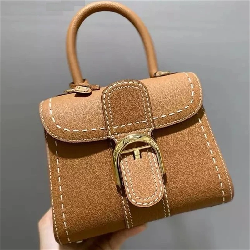 New Fashion Luxury Designer Handbags Genuine Leather Women 's Shoulder Bag High-End Commuter Hand- Carrying Bag For Female Tote
New Fashion Luxury Designer Handbags Genuine Leather Women 's Shoulder Bag High-End Commuter Hand- Carrying Bag For Female Tote