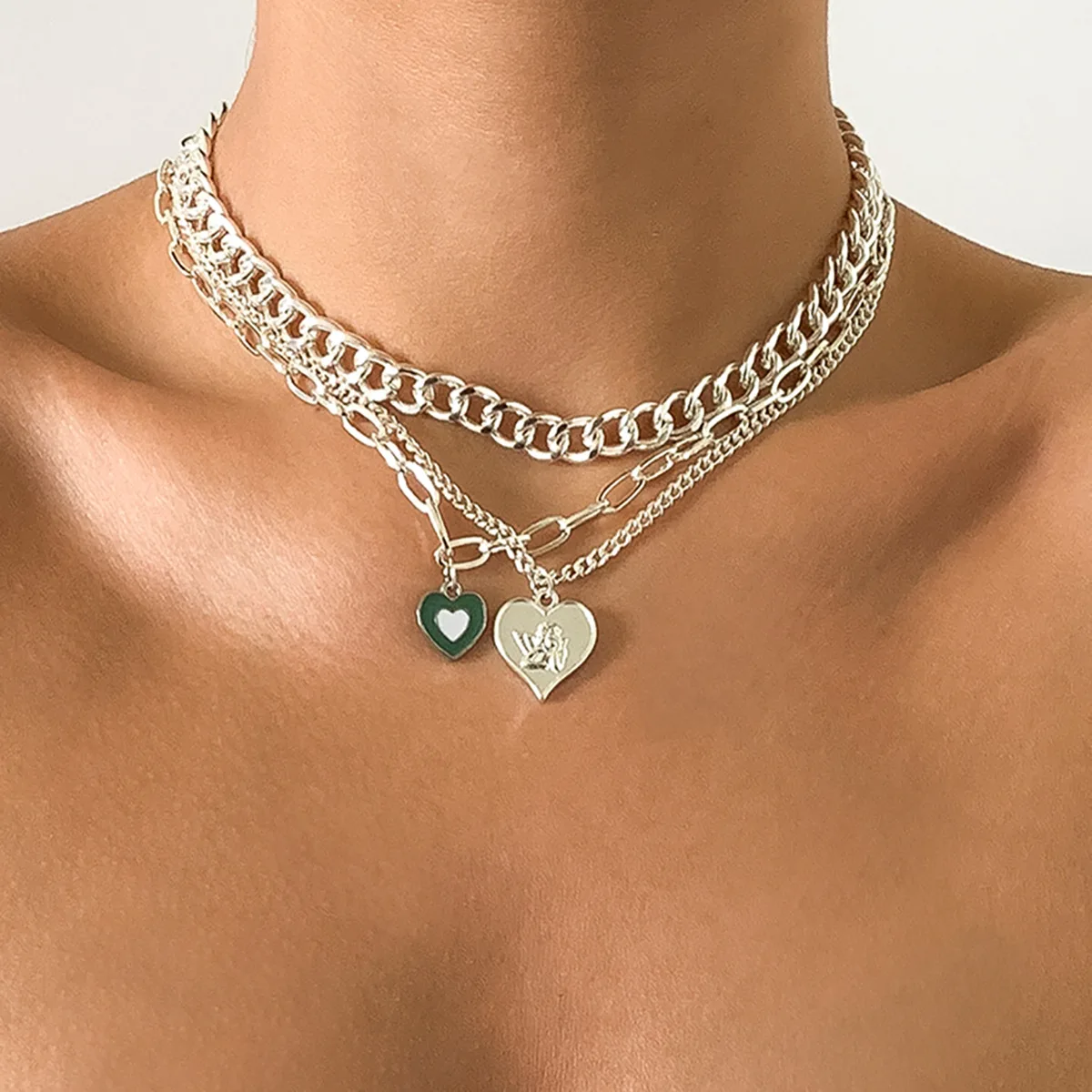 Metal hollow iron chain dripping oil love necklace retro relief little angel simple necklace
Metal hollow iron chain dripping oil love necklace retro relief little angel simple necklace