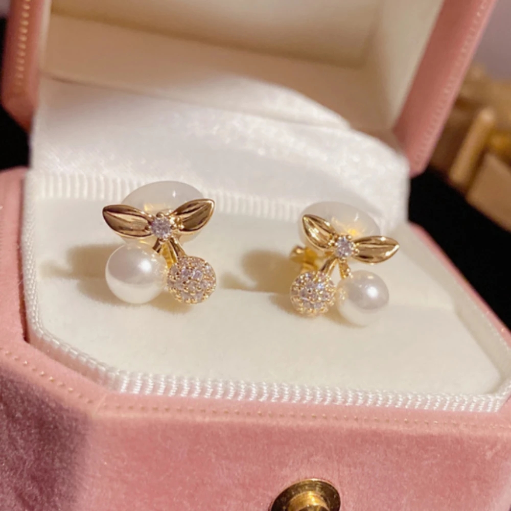 Cute Small Cherry Clip Earrings Without Drilling Ear Clips Copper 14 K Gold Plated Aesthetic Jewelry Summer Girl Accessories
Cute Small Cherry Clip Earrings Without Drilling Ear Clips Copper 14 K Gold Plated Aesthetic Jewelry Summer Girl Accessories
