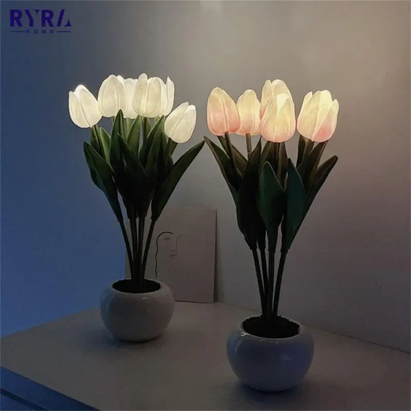 Tulip Table Lamp Tulips Artificial Flowers LED Night Light Bedside Atmosphere Light Bouquet Lamp Romantic Flower Gift Cafe Decor
Tulip Table Lamp Tulips Artificial Flowers LED Night Light Bedside Atmosphere Light Bouquet Lamp Romantic Flower Gift Cafe Decor