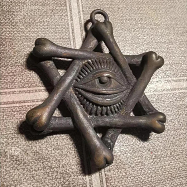 Vintage Brass Eye of God Pendant Figurines Miniatures Art Crafts Desk Ornaments Retro Home Decoration
Vintage Brass Eye of God Pendant Figurines Miniatures Art Crafts Desk Ornaments Retro Home Decoration