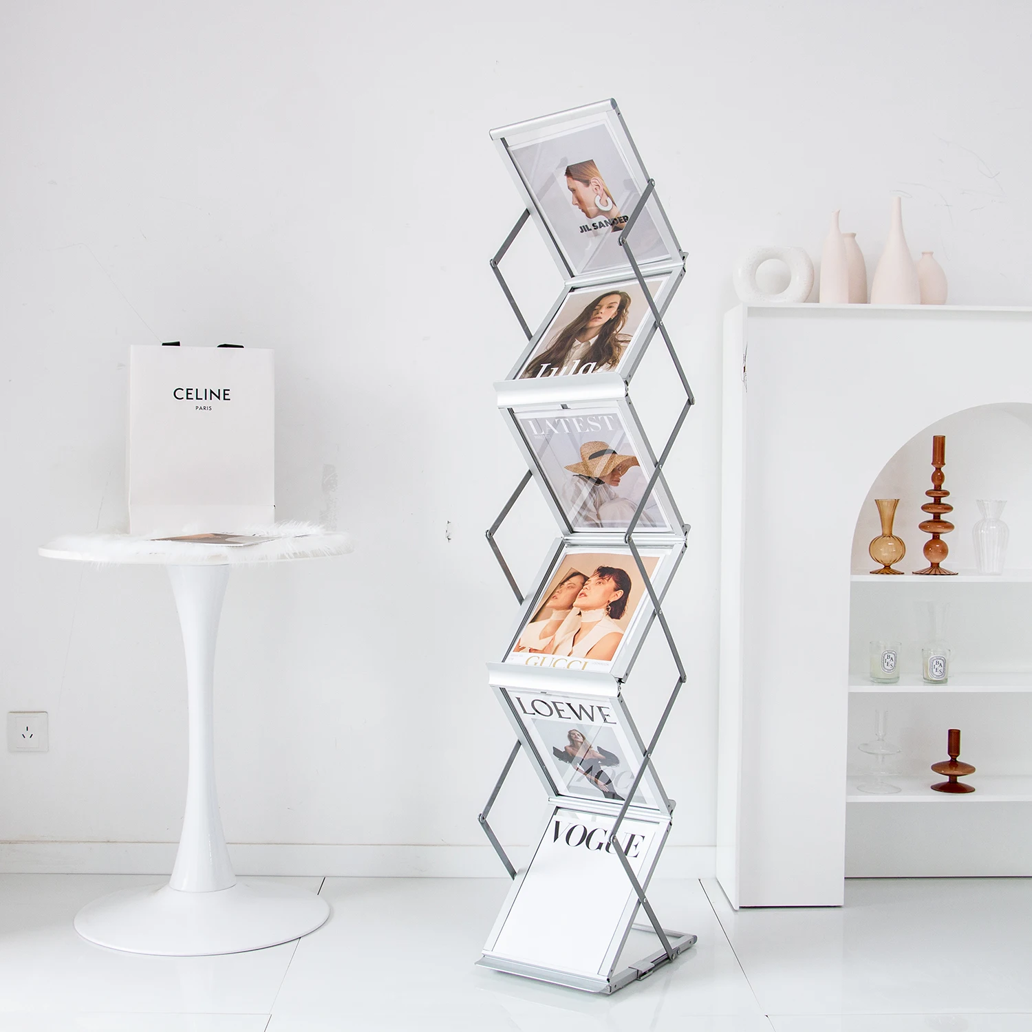 Modern Simple Aluminum Alloy Magazine Rack Background Decoration Photo Props Multifunctional Display Rack Office Furniture
Modern Simple Aluminum Alloy Magazine Rack Background Decoration Photo Props Multifunctional Display Rack Office Furniture