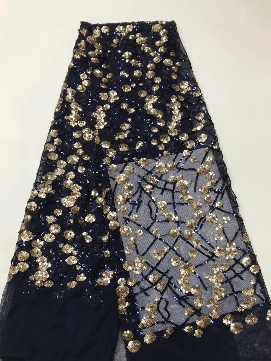African Lace Embroidered Fabric Nigerian Sequins Lace Fabrics 2022 High Quality Lace French Lace Fabric For Women Sew D239
African Lace Embroidered Fabric Nigerian Sequins Lace Fabrics 2022 High Quality Lace French Lace Fabric For Women Sew D239