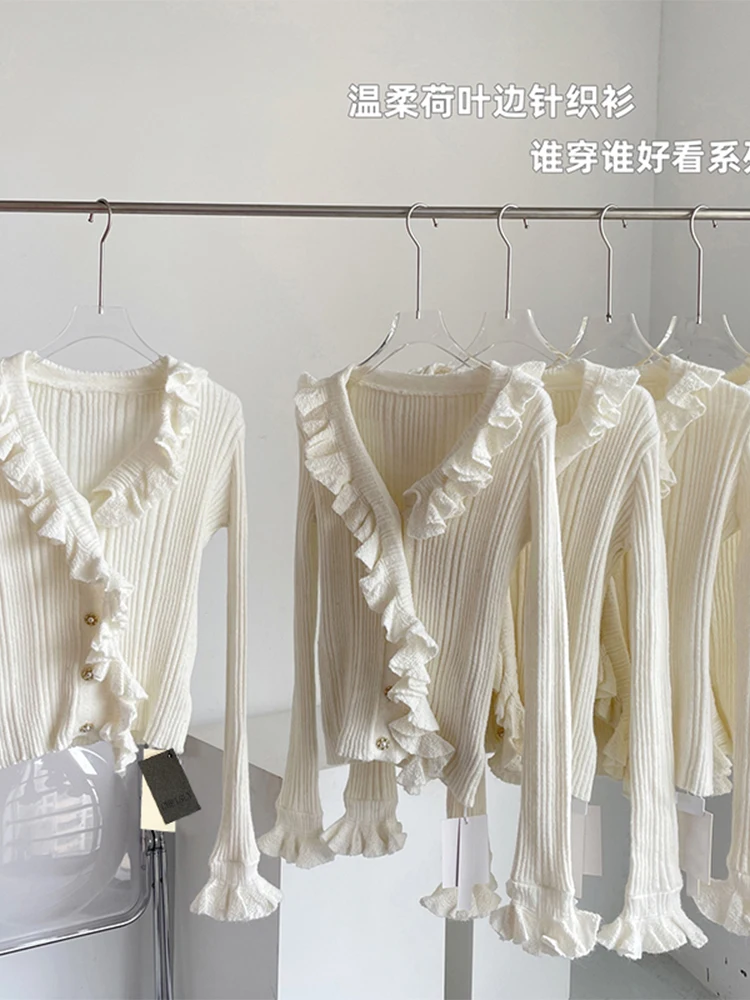 Autumn Winter New Women Vintage 2022 Female Clothing Knitwear Knitwear Long Sleeve V-neck Knitted Pullover Sweater
Autumn Winter New Women Vintage 2022 Female Clothing Knitwear Knitwear Long Sleeve V-neck Knitted Pullover Sweater