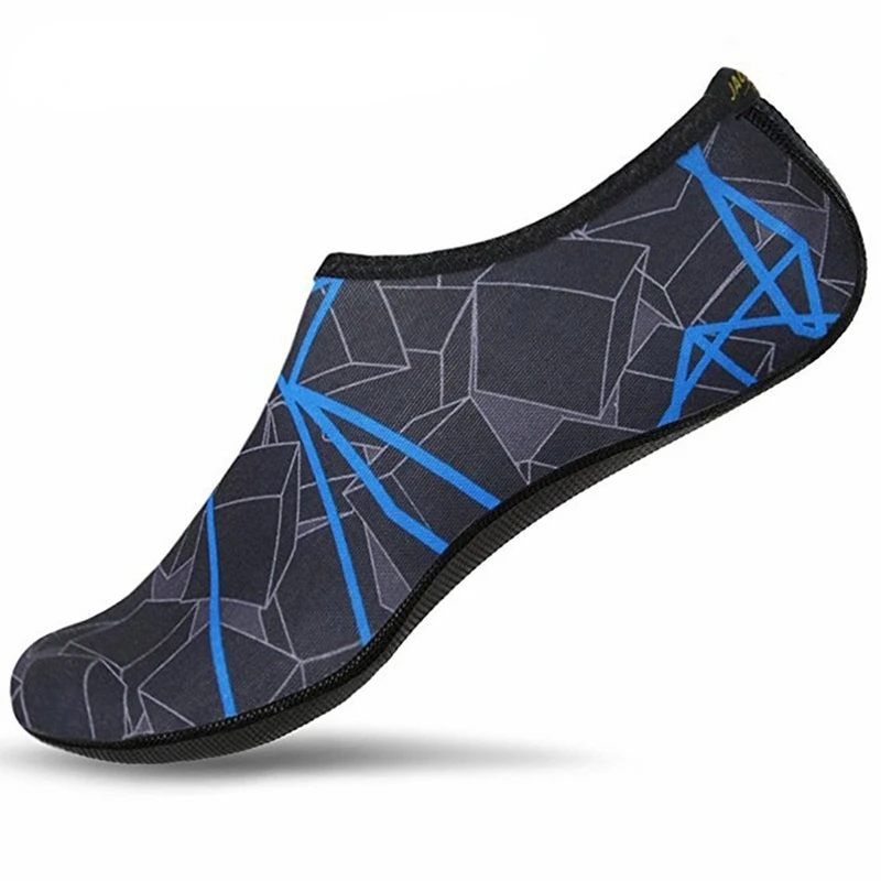 Summer Water Shoes Men Swimming Shoes Aqua Beach Socks Big Plus Size Sneaker For Men Striped Colorful zapatos hombre
Summer Water Shoes Men Swimming Shoes Aqua Beach Socks Big Plus Size Sneaker For Men Striped Colorful zapatos hombre