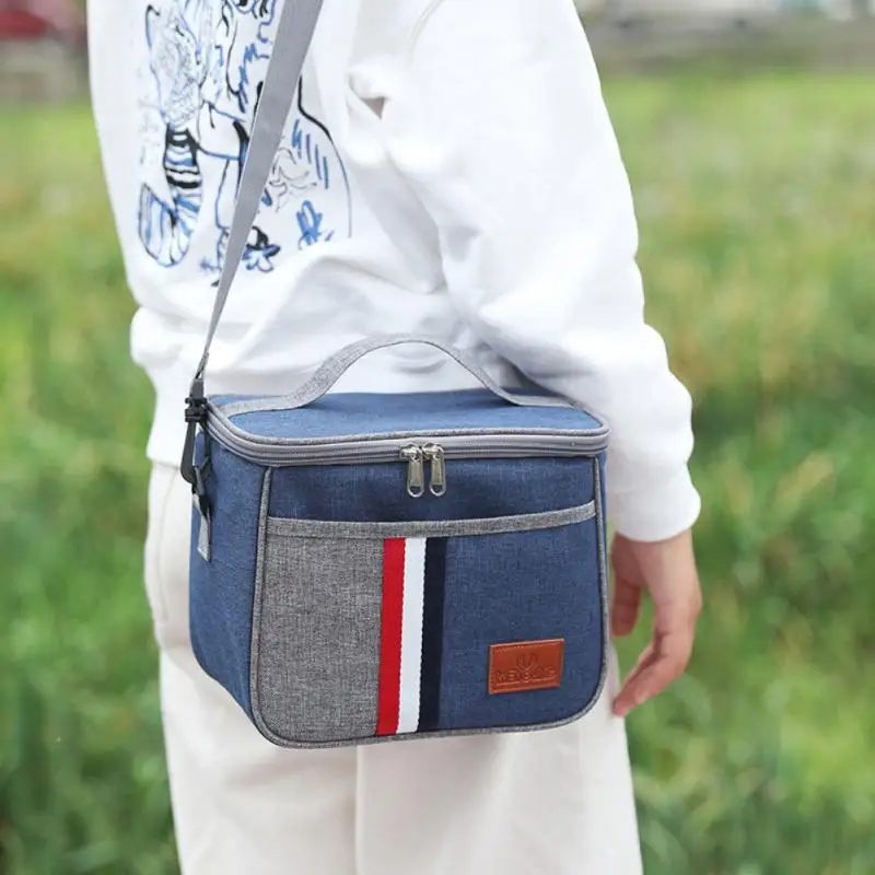 Portable Insulation Bento Bag Large Capacity Cute Camping Picnic Bag Durable Lunch Box Bag For Children Students 2023 New Hot
Portable Insulation Bento Bag Large Capacity Cute Camping Picnic Bag Durable Lunch Box Bag For Children Students 2023 New Hot