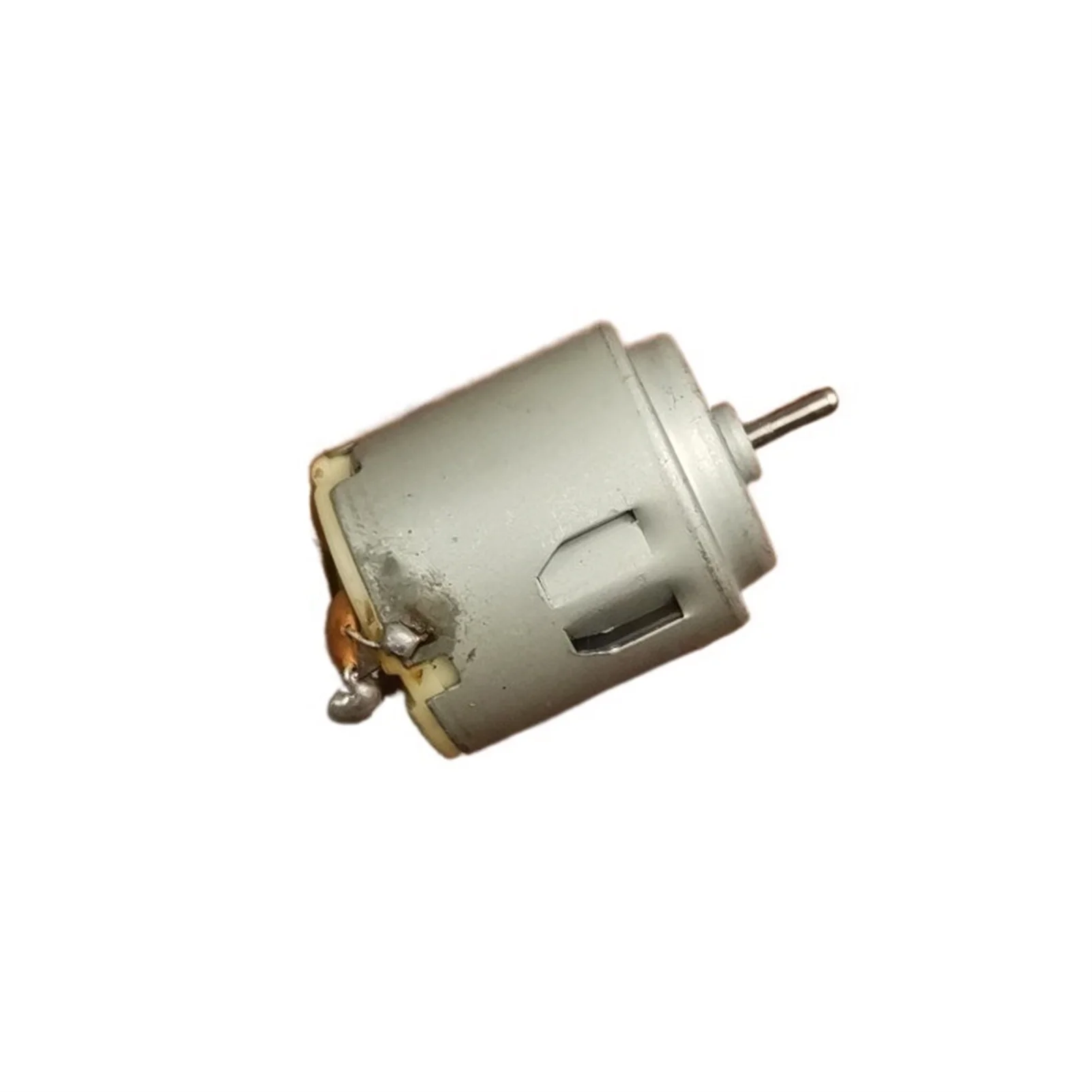Four-wheel Drive Motor, Remote Control Car Motor, DIY Handmade Motor, Small Fan Motor, 260 DC Motor, 3V 9V High Speed Motor
Four-wheel Drive Motor, Remote Control Car Motor, DIY Handmade Motor, Small Fan Motor, 260 DC Motor, 3V 9V High Speed Motor