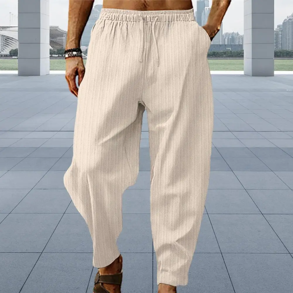 Casual Trousers Comfortable Wide Leg Men's Sweatpants Elastic Waist Soft Breathable Fabric Striped Design for Sports Leisure
Casual Trousers Comfortable Wide Leg Men's Sweatpants Elastic Waist Soft Breathable Fabric Striped Design for Sports Leisure