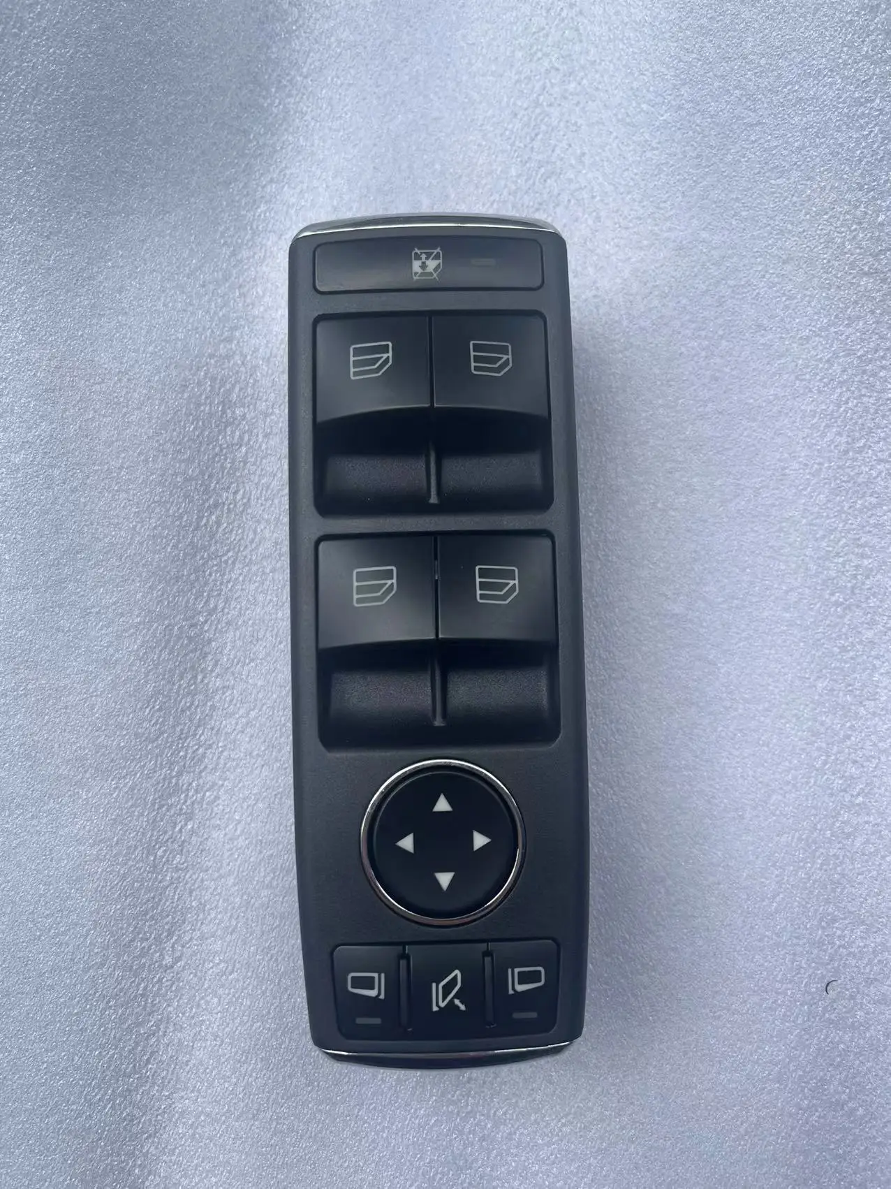 OEM;A20490554029107 Front Left Power Window Master Control Switch For Mercedes Benz C180 C200 C63 E260 E300 GLK300 black
OEM;A20490554029107 Front Left Power Window Master Control Switch For Mercedes Benz C180 C200 C63 E260 E300 GLK300 black
