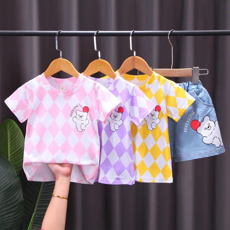 New Summer Baby Girls Clothes Sets Fashion Children Outfits Infant Cute Cartoon Bear Clothing Diamond Tops + Shorts for Toddler
New Summer Baby Girls Clothes Sets Fashion Children Outfits Infant Cute Cartoon Bear Clothing Diamond Tops + Shorts for Toddler