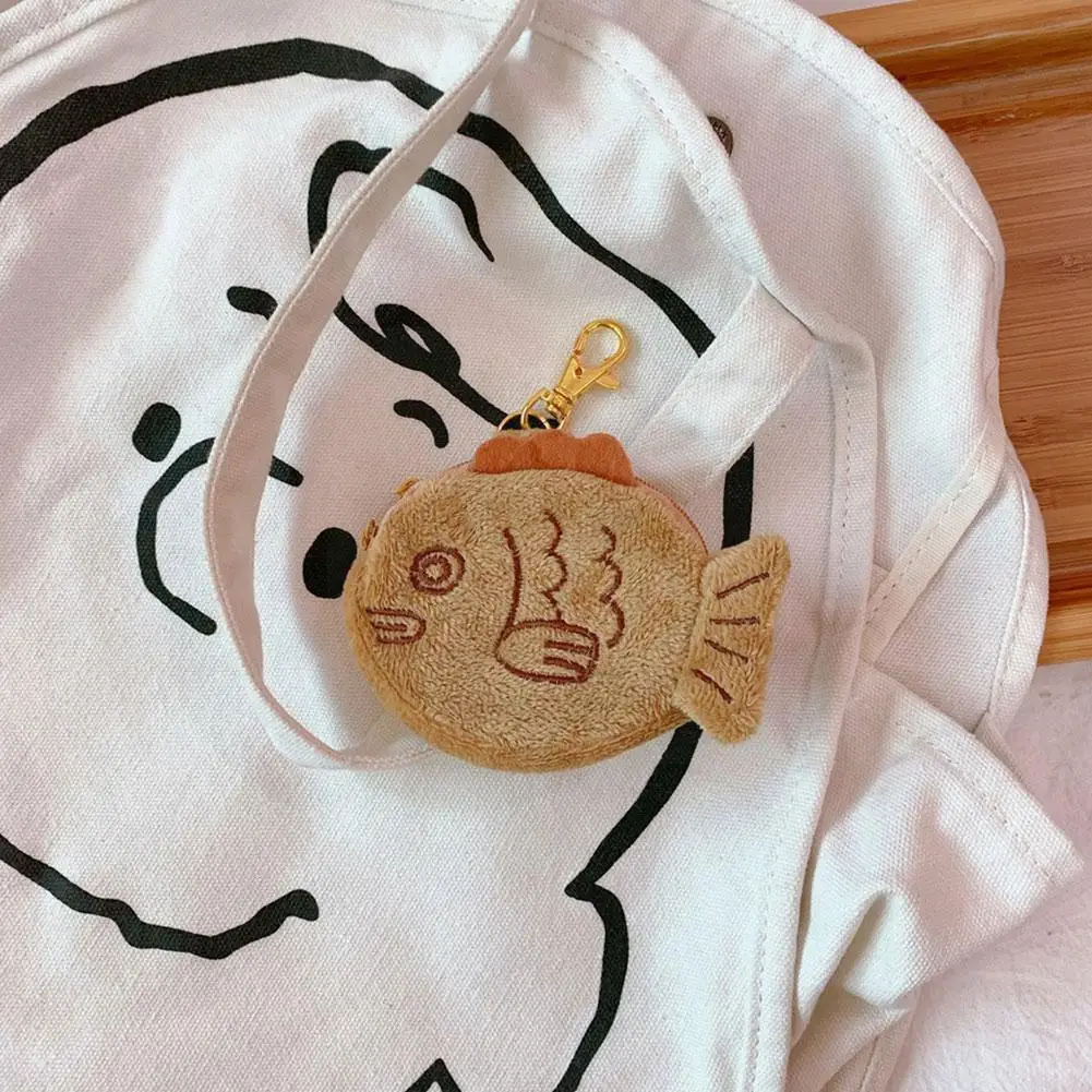 2022 New Japan Cute Plush Snapper Fish Coin Purse Headset Cute Cable Zipper Bag Bag Wallet Wrist Girl Coin Mini P1d8
2022 New Japan Cute Plush Snapper Fish Coin Purse Headset Cute Cable Zipper Bag Bag Wallet Wrist Girl Coin Mini P1d8
