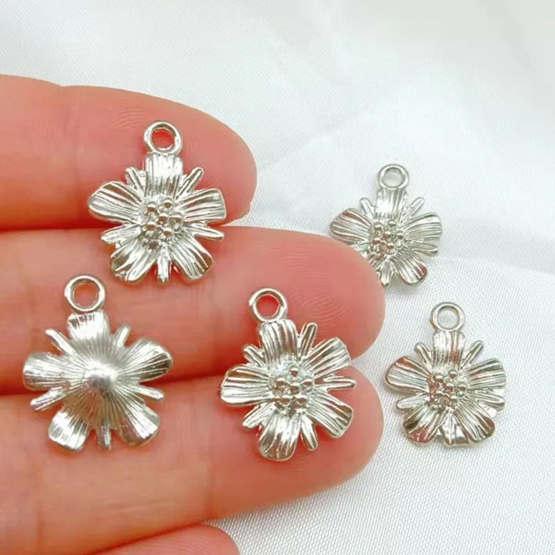 20pcs Charms Chrysanthemum Flower Daisy 17x14mm Tibetan Silver Color Pendants Antique Jewelry Making DIY Handmade Craft
20pcs Charms Chrysanthemum Flower Daisy 17x14mm Tibetan Silver Color Pendants Antique Jewelry Making DIY Handmade Craft