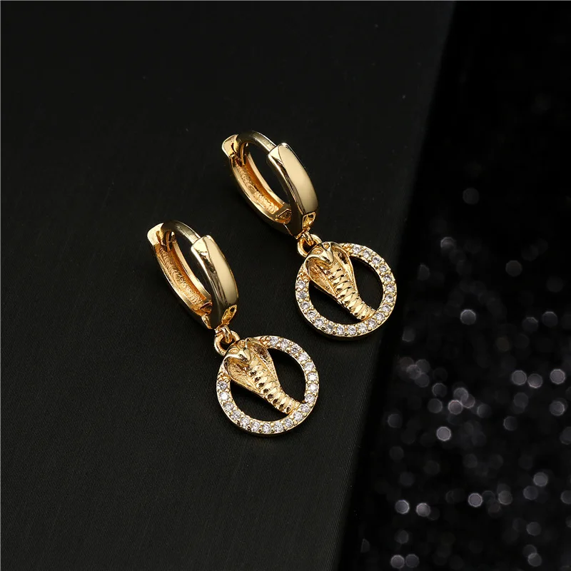 Europe And America Best Selling Micro-inlaid Jewelry 18K Gold Plated Zircon Cobra Earrings Female
Europe And America Best Selling Micro-inlaid Jewelry 18K Gold Plated Zircon Cobra Earrings Female
