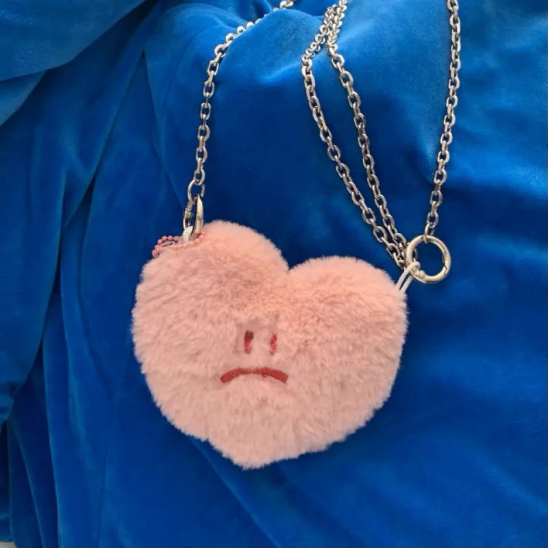 Simple leisure Fashion Earphone Storage Bag Cute Pendant Plush Mini Messenger Bag Small Capacity Women Bag Side Bag
Simple leisure Fashion Earphone Storage Bag Cute Pendant Plush Mini Messenger Bag Small Capacity Women Bag Side Bag