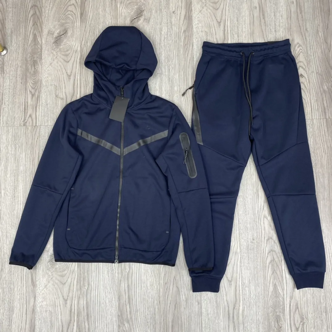 2023 Winter New Men Brand Tracksuit Cotton Tech Fleece Good Quality Sweatsuit Jacket Sweatpants Set
2023 Winter New Men Brand Tracksuit Cotton Tech Fleece Good Quality Sweatsuit Jacket Sweatpants Set